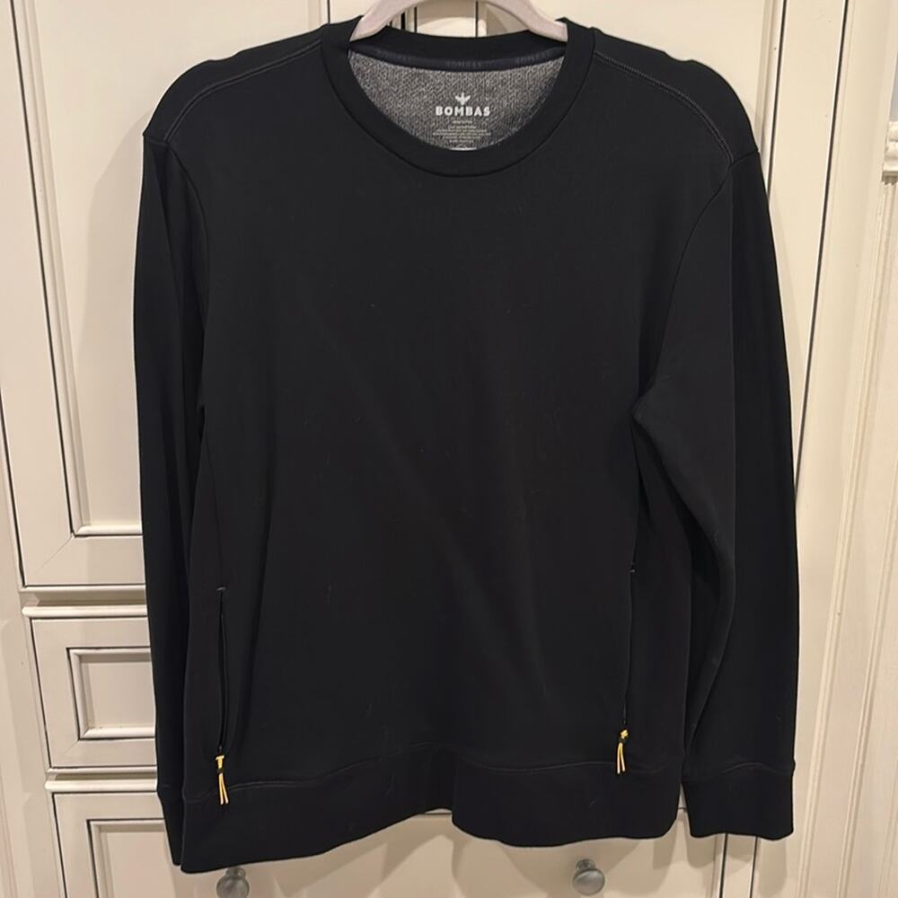 BOMBAS NWOT black sweatshirt